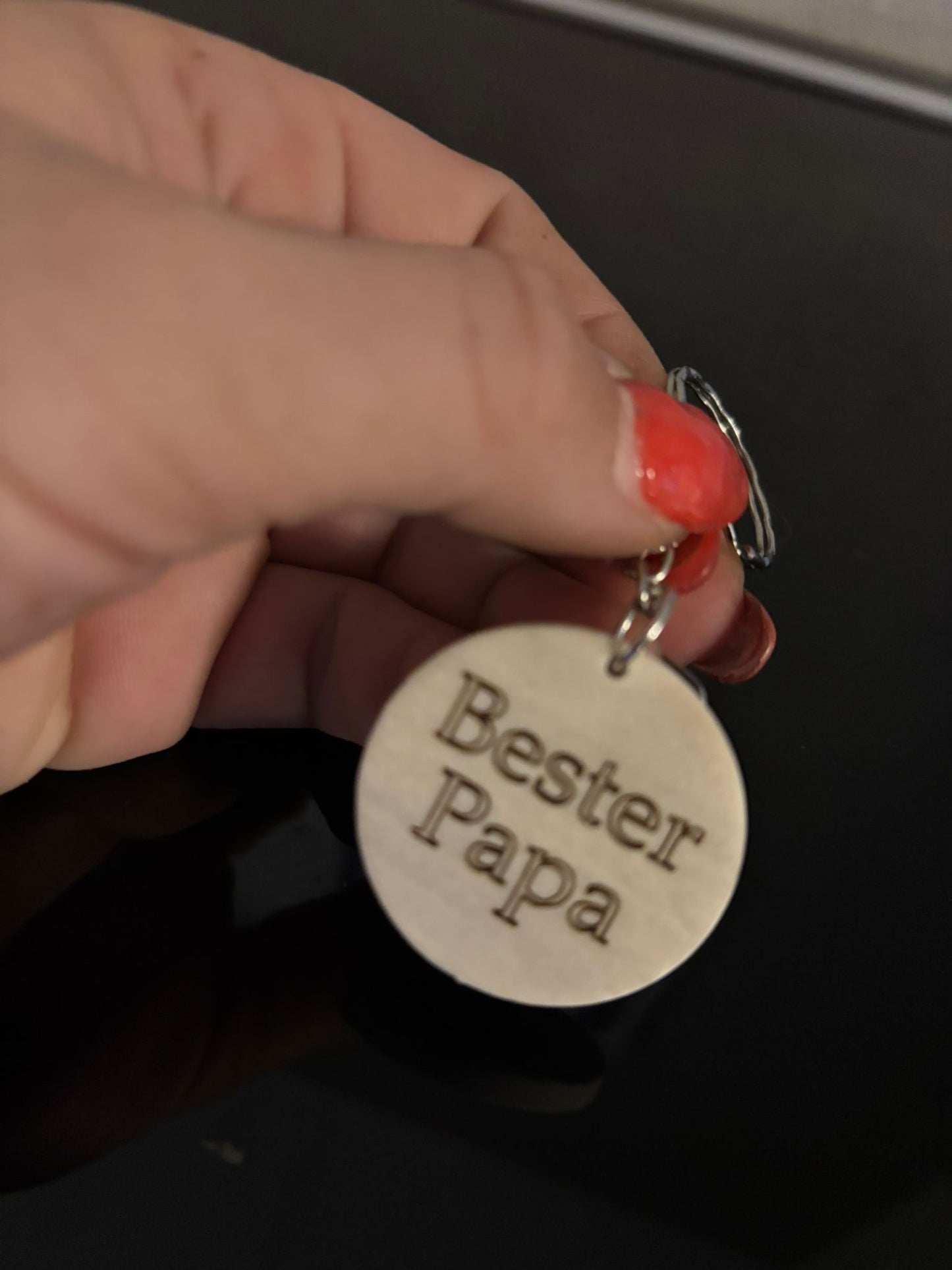 Holz Schlüsselanhänger „Bester Papa“ – rund 35 mm | personalisiertes Geschenk | gelasert
