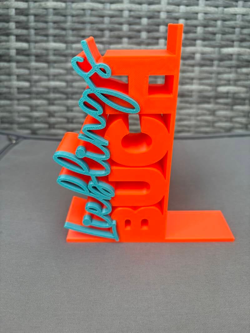 Buchstütze „Lieblingsbuch“ aus 3D-Druck – PLA, 15x13 cm, Wunschfarbe, Geschenk für Leseratten