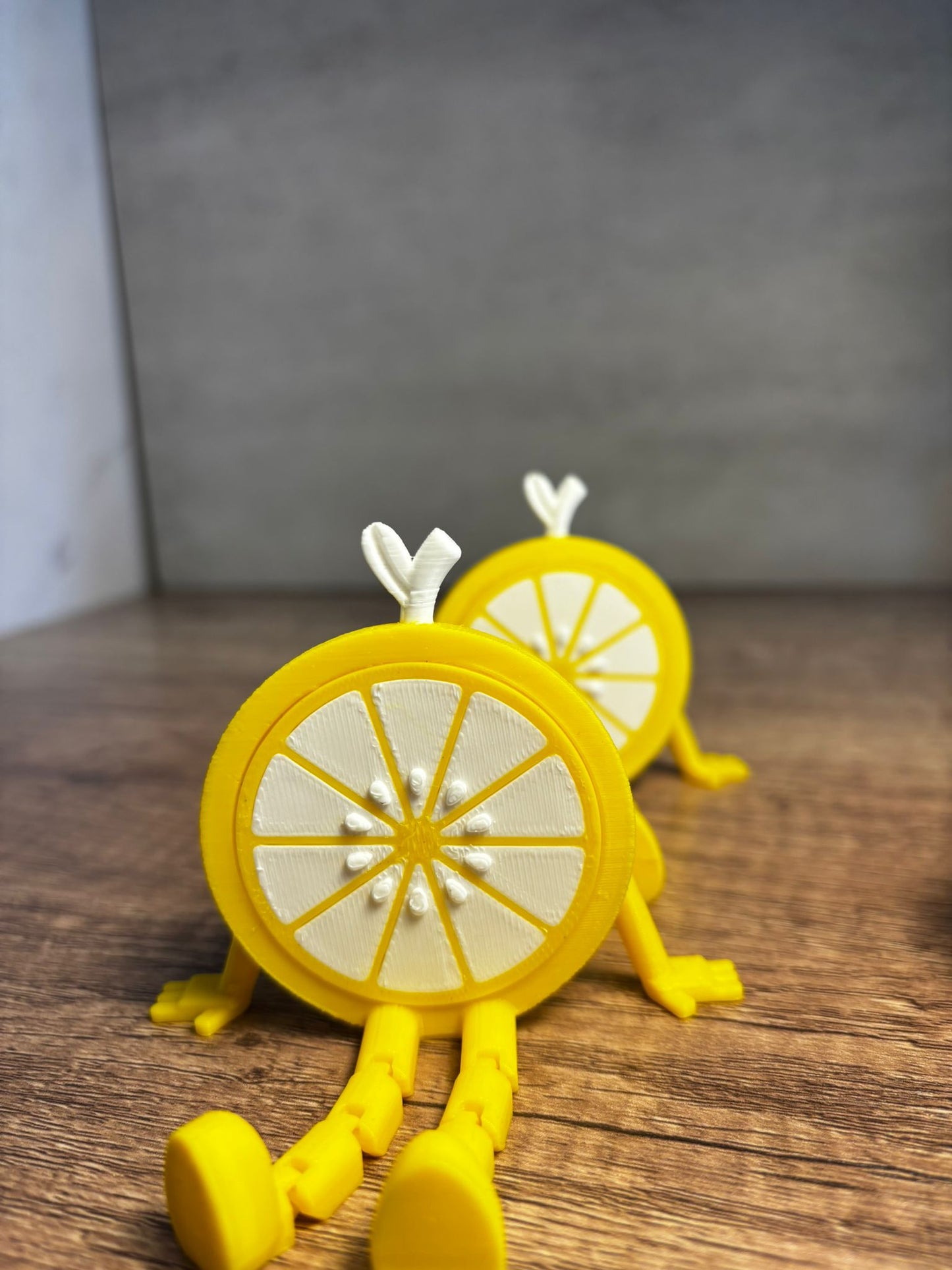 Flexi Zitrone Kantenhocker | Bewegliche Lemon Figur | Sommer Deko | 3D Druck Flexi Tier | Geschenkidee | Wunschfarbe | 8 cm