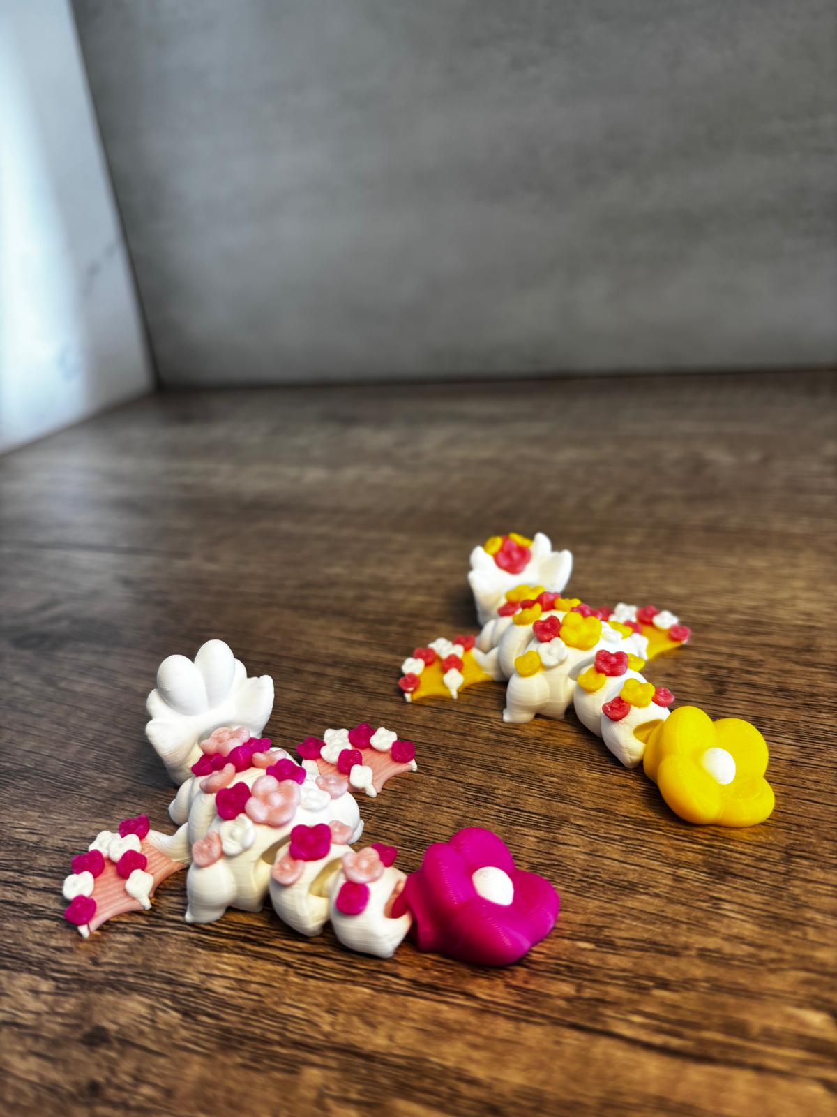 Flexi Drache Figur süß | beweglicher 3D Druck Drache | Kawaii Geschenk | Fidget Toy | mit oder ohne Hasenohren | Wunschfarbe