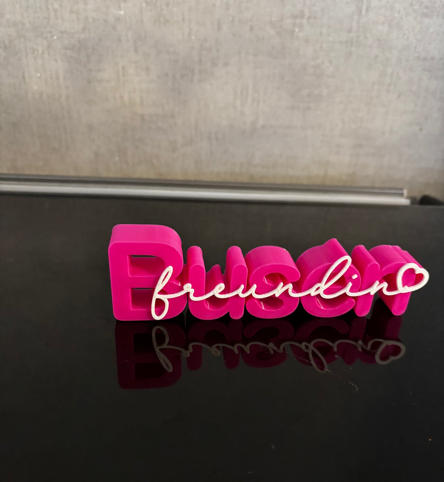 Deko Schriftzug „Busenfreundin“ – Geschenk für beste Freundin | 3D Druck | Wunschfarbe