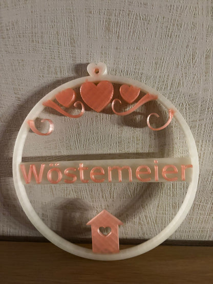 Personalisierter Namensring Familie – 3D Türkranz mit Wunschname | Moderne Deko