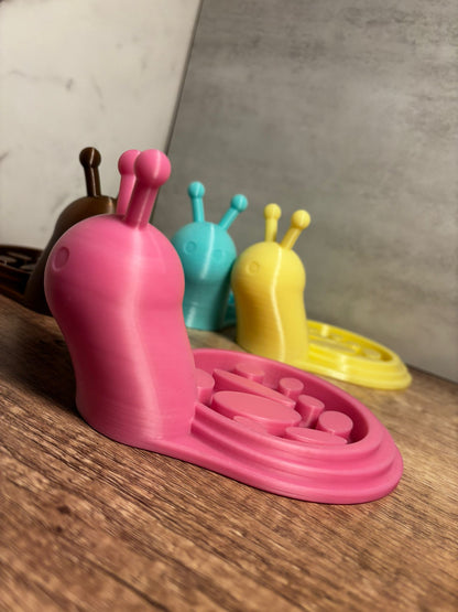 Insektentränke Schnecke | Wasserstelle für Bienen & Insekten | Garten Deko | Wetterfest | 3D Druck | Wunschfarbe