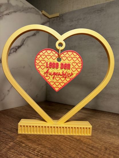 Herz Deko mit Spruch | Lebe den Augenblick | Live in the Moment | 3D Druck Geschenk | Wunschfarbe | Herz Aufsteller