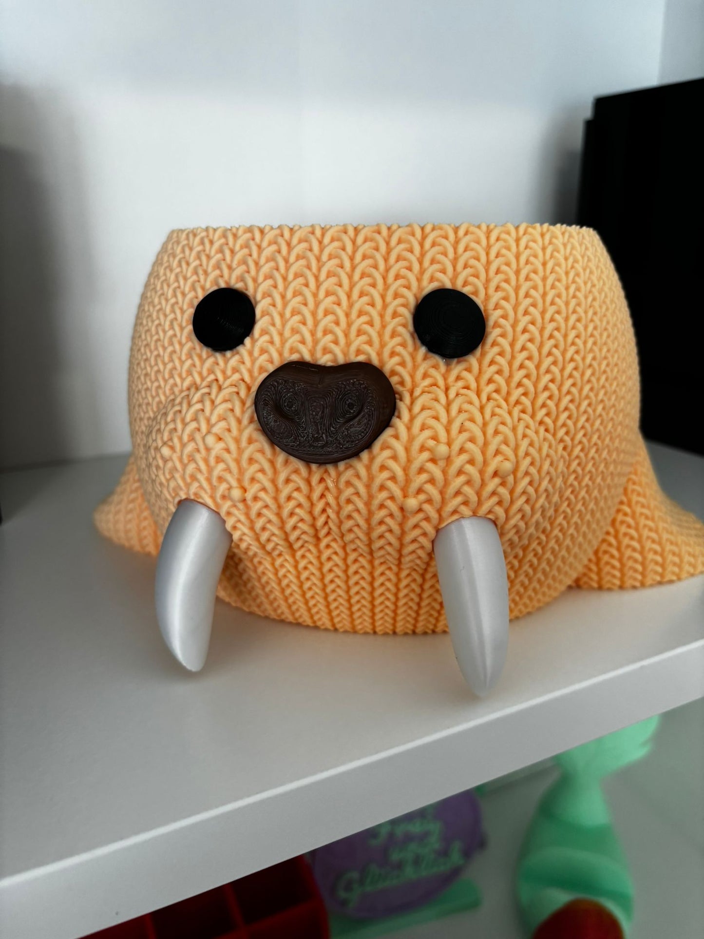 Walross Wollhalter | Wollspender für Garnknäuel | Strickzubehör | Häkelzubehör | 3D Druck | Wunschfarbe | Walross Deko