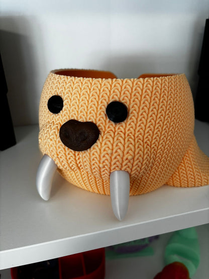Walross Wollhalter | Wollspender für Garnknäuel | Strickzubehör | Häkelzubehör | 3D Druck | Wunschfarbe | Walross Deko