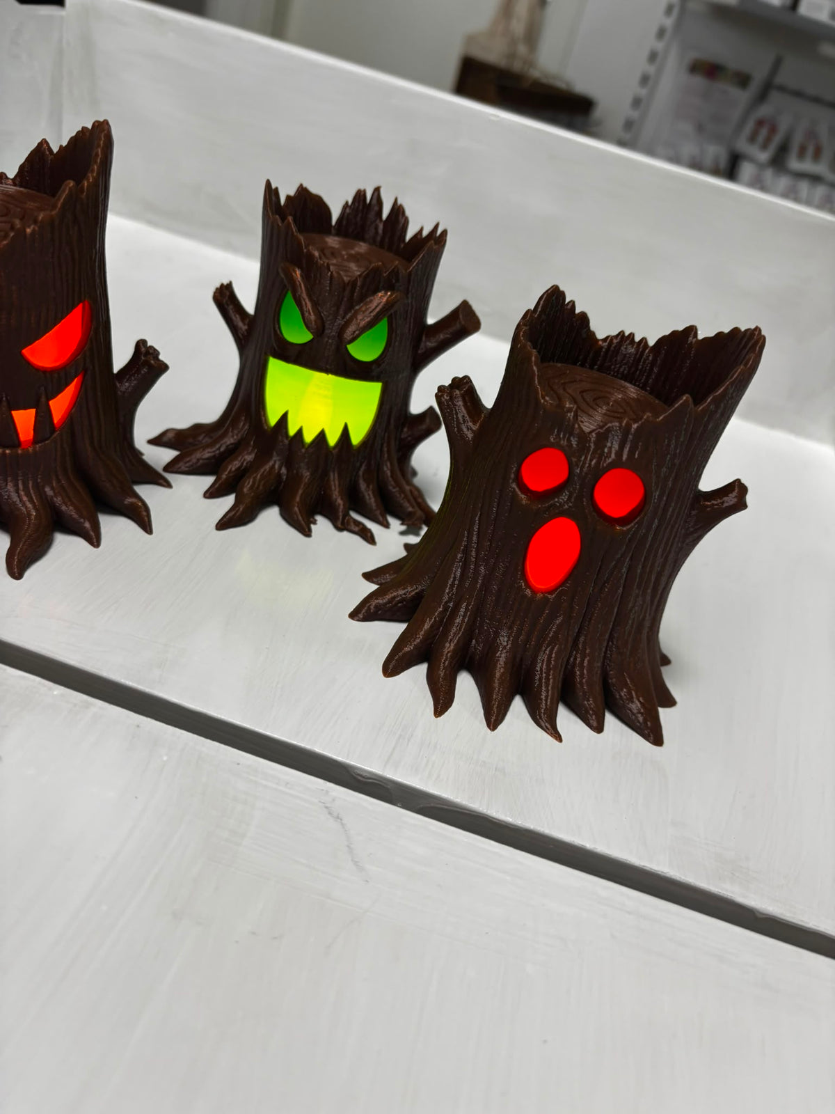 Halloween Baumstumpf 3er Set | Leuchtende Halloween Deko | Baumstämme | Tischdeko | Innenfarbe wählbar | 3D Druck | Herbstdeko