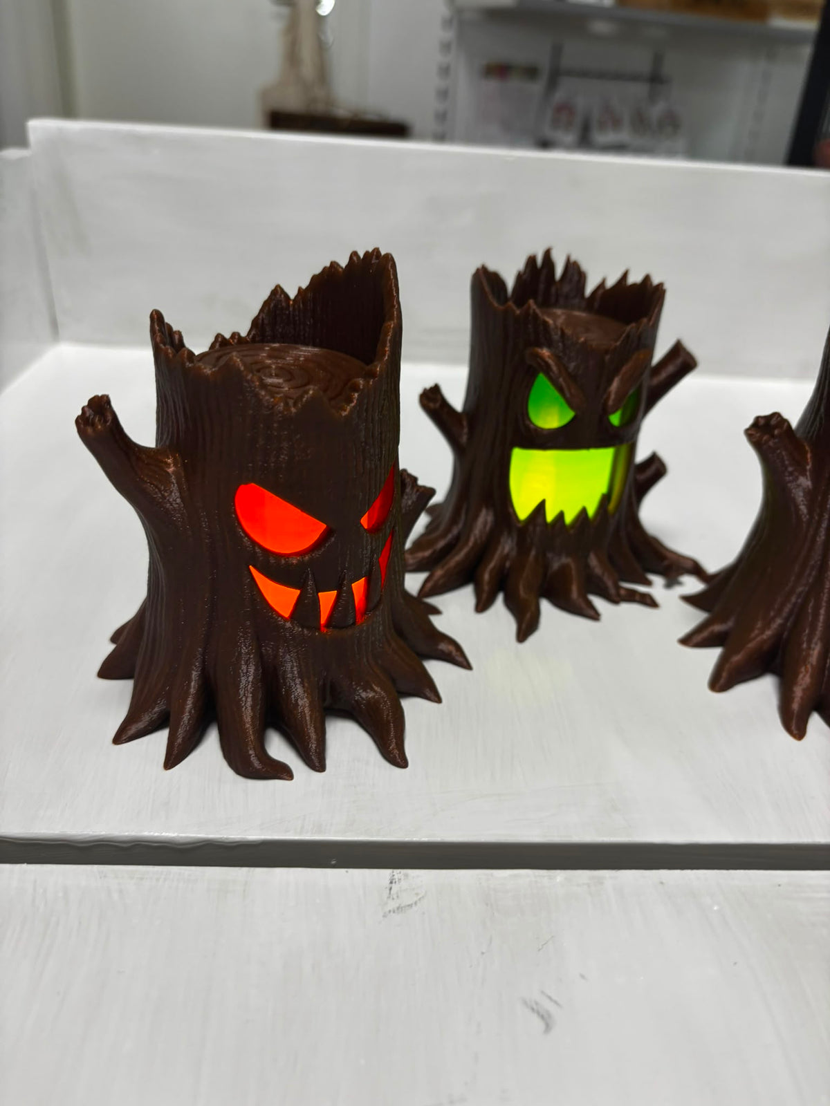 Halloween Baumstumpf 3er Set | Leuchtende Halloween Deko | Baumstämme | Tischdeko | Innenfarbe wählbar | 3D Druck | Herbstdeko