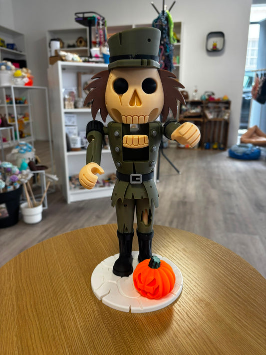 Halloween Nussknacker 32 cm | Grusel Nussknacker Deko mit beweglichem Kiefer | Halloween Figur | Spooky Deko | 3D Druck