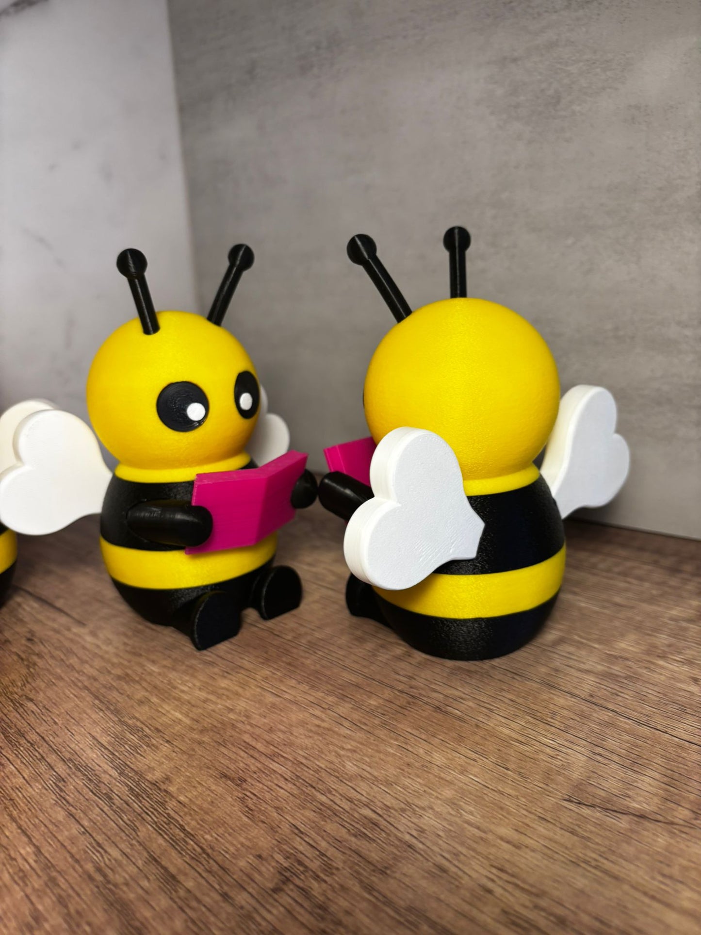 Süße Biene Deko aus 3D Druck | Bee Figur | Kawaii Tierfigur | Frühlingsdeko | Geschenkidee | Wunschfarbe | ca. 10 cm