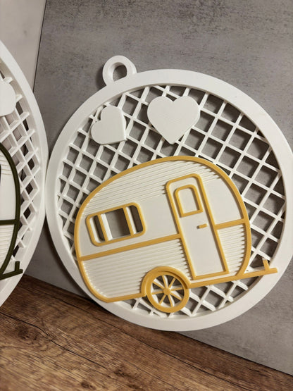 Camping Wanddeko aus 3D Druck | Wohnwagen Schild zum Aufhängen | Caravan Deko | Camper Geschenk | Wunschfarbe | 21 cm