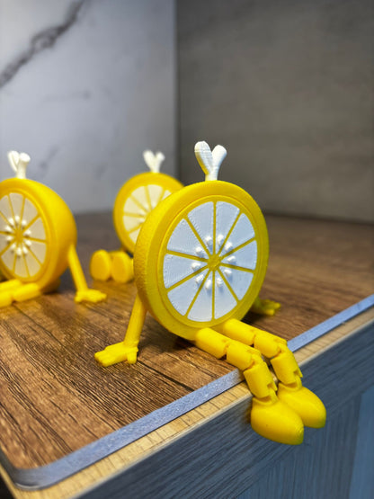 Flexi Zitrone Kantenhocker | Bewegliche Lemon Figur | Sommer Deko | 3D Druck Flexi Tier | Geschenkidee | Wunschfarbe | 8 cm