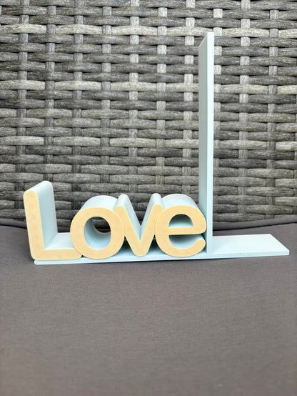 3D Buchstütze „LOVE“ – zweifarbig | modern & stabil | Deko fürs Bücherregal